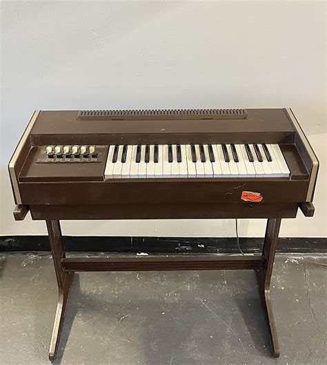 Magnus Chord Organ W Original Stand S Reverb