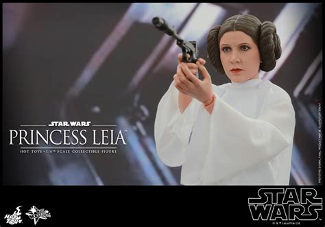 Hot Toys STAR WARS Princess Leia Action Figure GeekTyrant