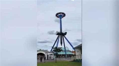 Video 30 People Left Hanging Upside Down After Ride Gets Stuck At Us