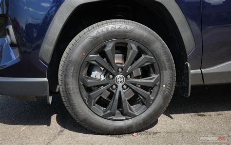 2022 Toyota RAV4 Cruiser-wheels – PerformanceDrive