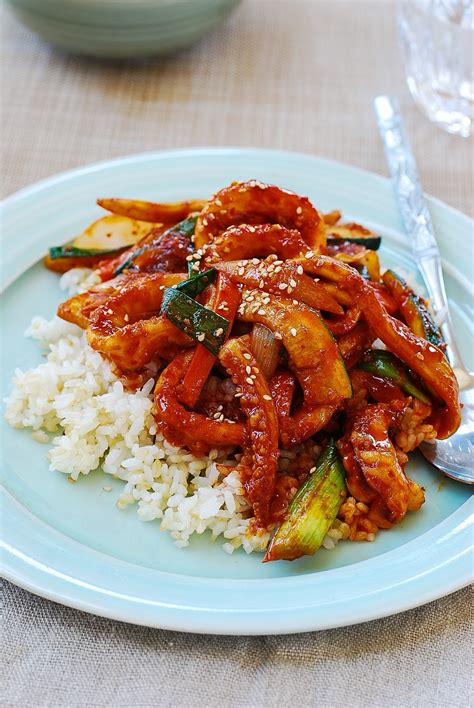 Spicy Stir-fried Squid (Ojingeo Bokkeum) - Korean Bapsang