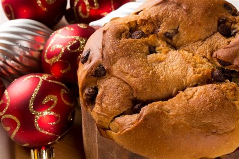 Premium Photo Panettone Is The Traditional Italian Dessert For