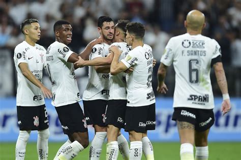 Conmebol Libertadores On Twitter ⚪️⚫️ Matheus Araujo El Nombre Del Gol En Corinthians 🇧🇷🤙 🏆