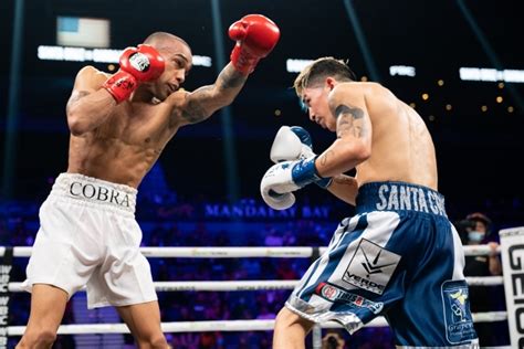 Photos Leo Santa Cruz Returns Boxes Past Keenan Carbajal Over Ten