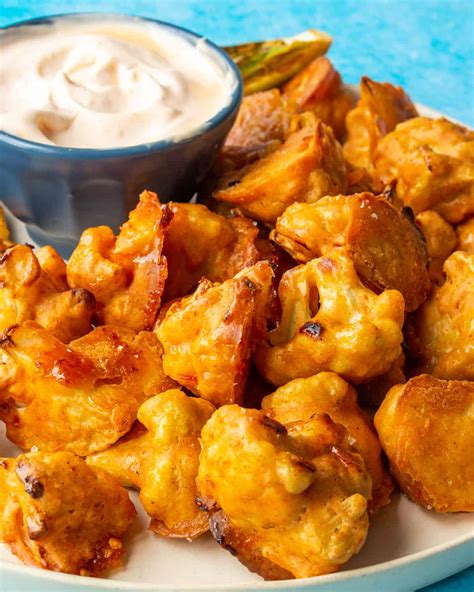 Crispy Baked Buffalo Cauliflower Bites With Chilli Mayo Beat The Budget