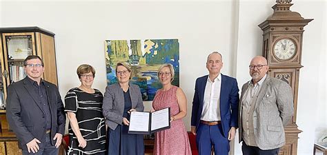 DigitalPakt Schule knapp 660 000 Euro für zehn Schulen der Stadt Speyer