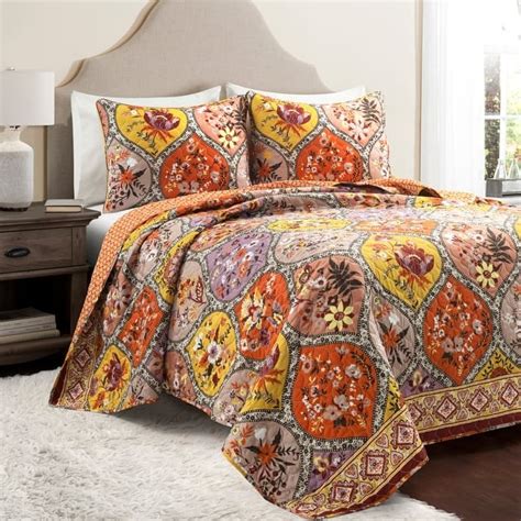 Lush Decor Bohemian Flower Reversible Oversized Cotton Quilt Set Bed