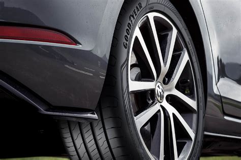 Goodyear Efficientgrip Performance 2 arrasa en las pruebas de ...