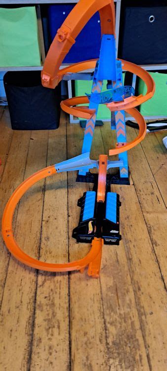 Grosse Hot Wheels Bahn Gebraucht in Wilderswil für CHF mit Lieferung auf Ricardo kaufen