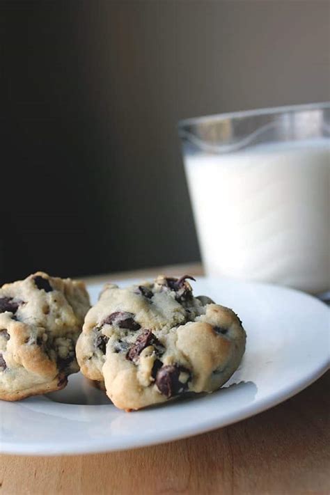 Thick And Chewy Chocolate Chip Cookie Recipe The Kitchen Magpie