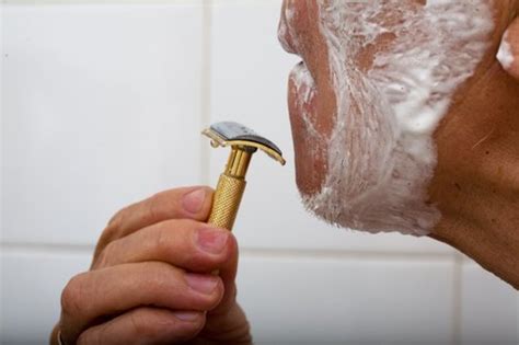 Best Alum Blocks The Perfect Way To Finish Your Shave