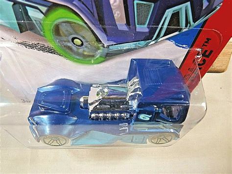 Hot Wheels HW Race Night Storm RENNEN RIG Blue W Glow In Dark Wheels Contemporary