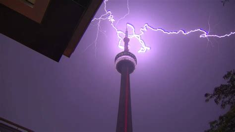 Thunderstorms Lightning Take Over Toronto Youtube