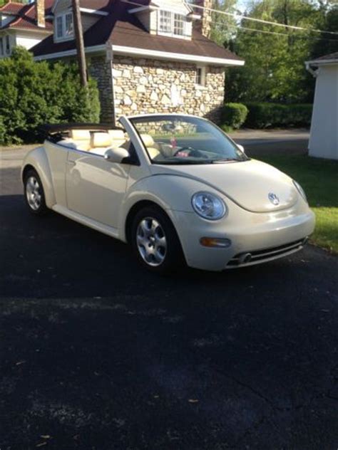 Sell Used 2003 Volkswagen Beetle GL Convertible 2 Door 2 0L In