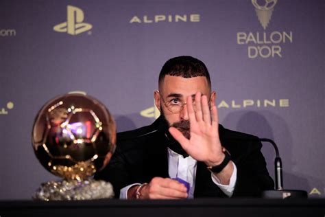 Alasan Karim Benzema Sangat Layak Rebut Ballon D Or