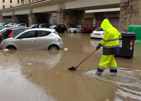 Forte Maltempo Su Pi Di Mezza Italia Con Temporali E Nubifragi