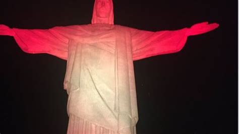 Cristo Redentor Ser Iluminado Hoje De Vermelho