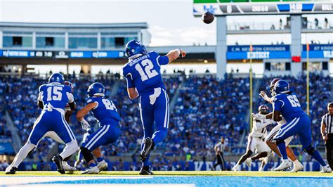 Diehard fans react to the Kentucky football tickets sales platform 2