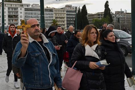 Greece Legalizes Same Sex Marriage In A First For An Orthodox Christian