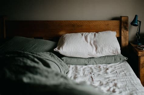 Old shaming dans la communauté gay nous navons pas le droit