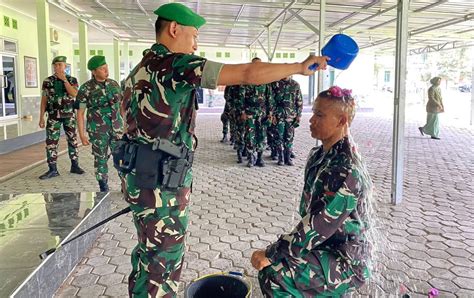 Danyonif Jy Pimpin Acara Tradisi Penerima An Prajurit Baru Dan