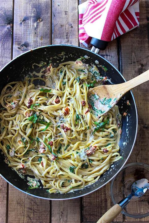 Creamy Sun Dried Tomato And Spinach Pasta The Cooking Jar