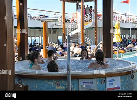Cruise Ship Hot Tub Stock Photo Alamy