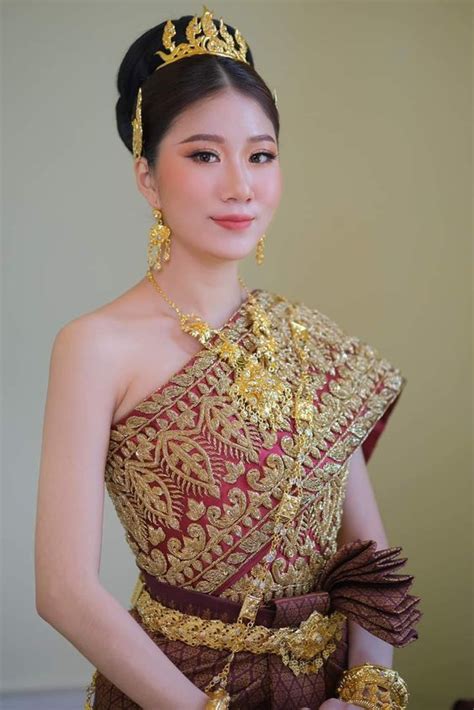 Thai Traditional Dress Traditional Wedding Dresses Khmer Wedding