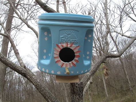 8 DIY Upcycled Bird Houses Greenmoxie