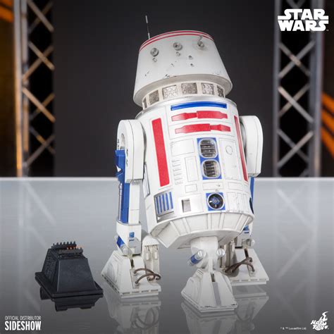 Hot Toys Star Wars And Marvel Reveals From Sideshow Con Day The Toyark News