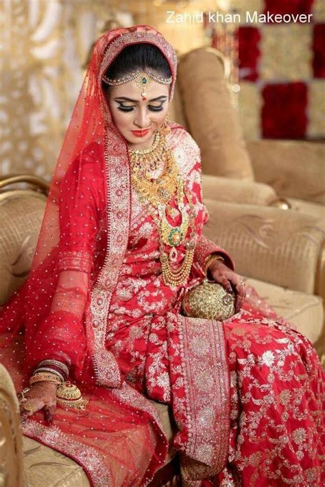 Pin By Sushmita Basu On Weddings Brides Outfits Beautiful