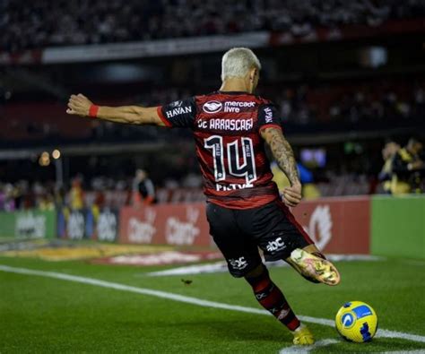 Not Cias Flamengo Assina Novo Patroc Nio Para Camisa Que Render Ao