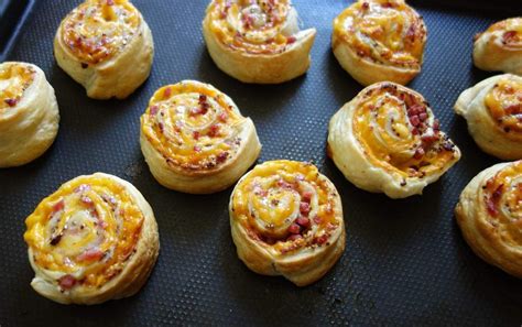 Roulés feuilletés à la moutarde à l ancienne cheddar et jambon Et si