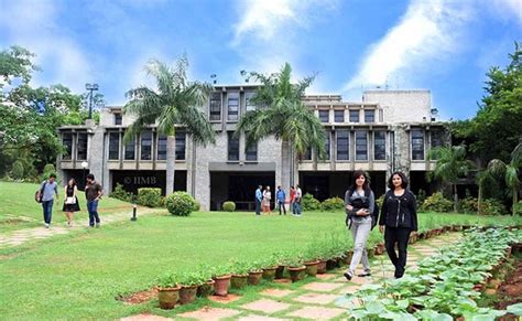 Qs University Rankings 2019 Iim Bangalore Ranked Indias Best In