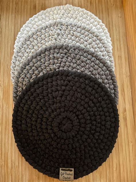 Farmhouse Trivet Round Crochet Trivet Crochet Hot Pad Knit Potholder Cotton Hot Pad