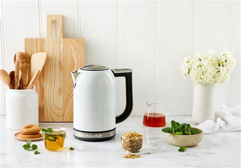 17l Electric Kettle With Temperature Control Kek1835 Kitchenaid