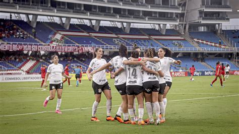 Corinthians Tem Cinco Jogadoras Que Marcaram Pela Primeira Vez Na