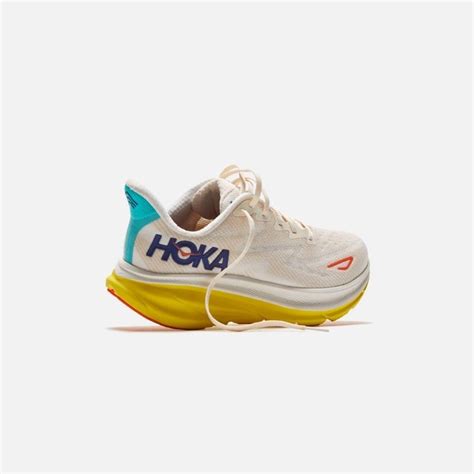 Jual Hoka One One Clifton Road Running Shoes Eggnog Passion Fruit