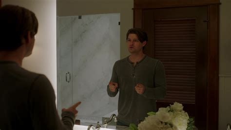 Auscaps Kevin Bigley Nude In Upload Five Stars