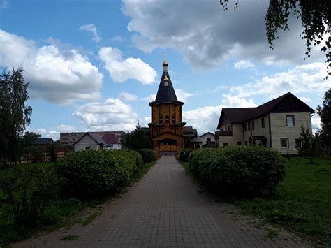 Церковь Серафима Саровского (Лотошино - Московская область)