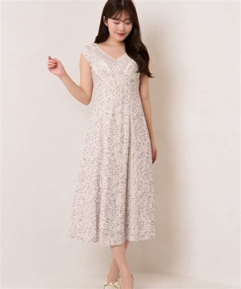 Her Lip To（ハーリップトゥー）の「lace Trimmed Floral Dress（ワンピース）」 Wear