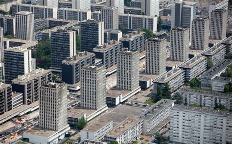 On The Road Artistic Encounter In Sarcelles The American Library In