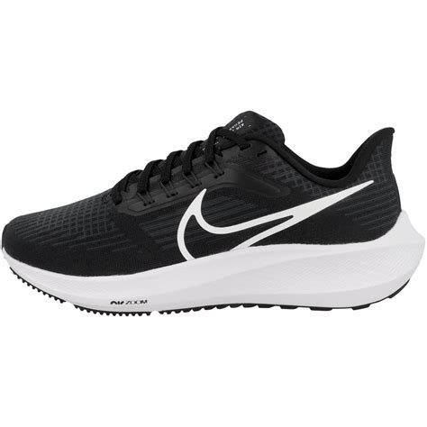 25 Best Nike Walking Shoes For Women In 2023 To Buy