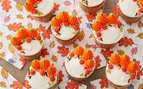 Easy Pumpkin Cupcakes Wiltons Baking Blog Homemade Cake And Other Baking Recipes