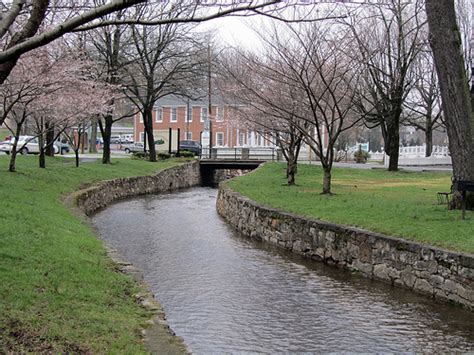 Berkeley Springs, West Virginia: Berkeley Springs State Park photo ...