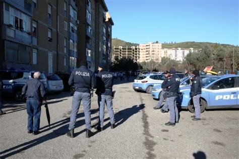 Sparatoria Su Viale Isonzo Di Catanzaro A Poche Ore Dalla Tragedia Che