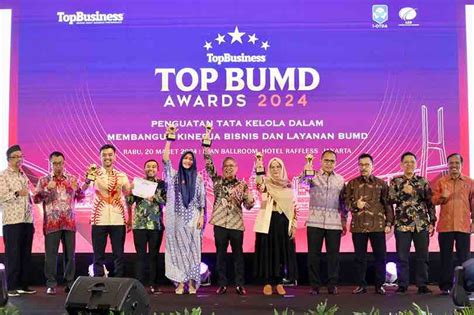 Top BUMD Award 2024 Wali Kota Makassar Kembali Raih Penghargaan Top