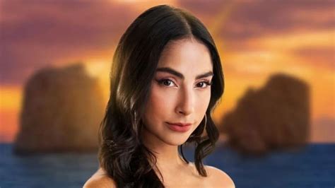 En Diminuto Bikini Mar A Chac N Presume Abdomen De Acero Y Cinturita De Avispa