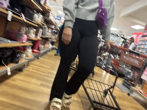 PAWG Brunette Capped In TJ Max Faceshots Bentover And Slight VPL Spandex Leggings Yoga