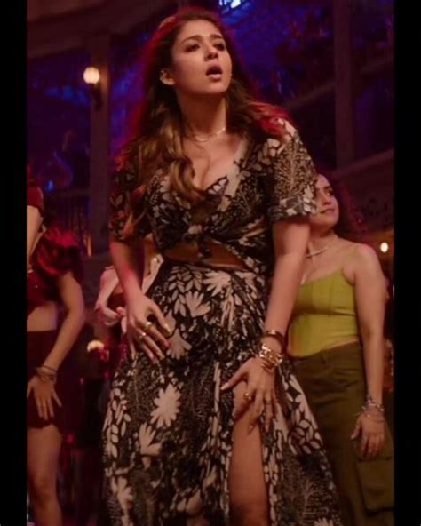 Nayanthara Hot Dance With Shah Rukh Khan In Jawan Song Glamsundari In